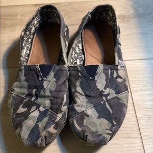 Shark Week Shark Camouflage Toms